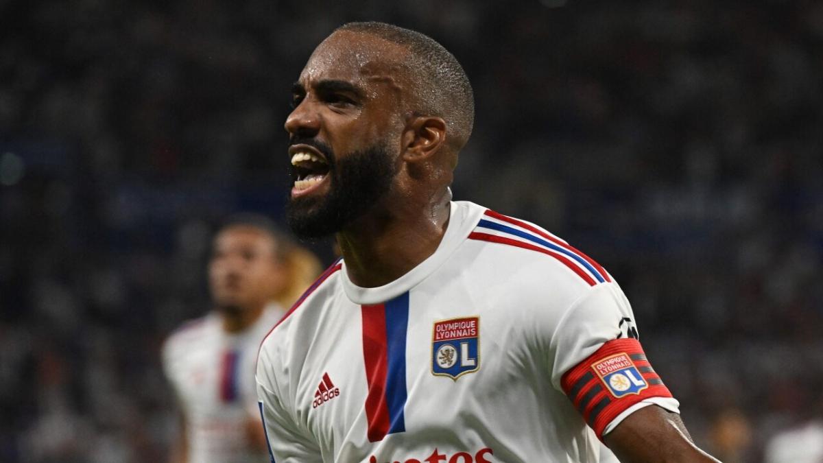 Alexander Lacazette, Lyon